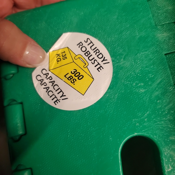 Foldable step stool - Picture 2 of 4